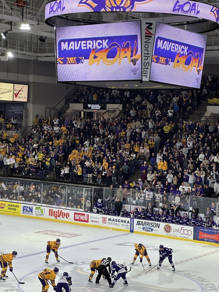 Aaron Worm tweet media