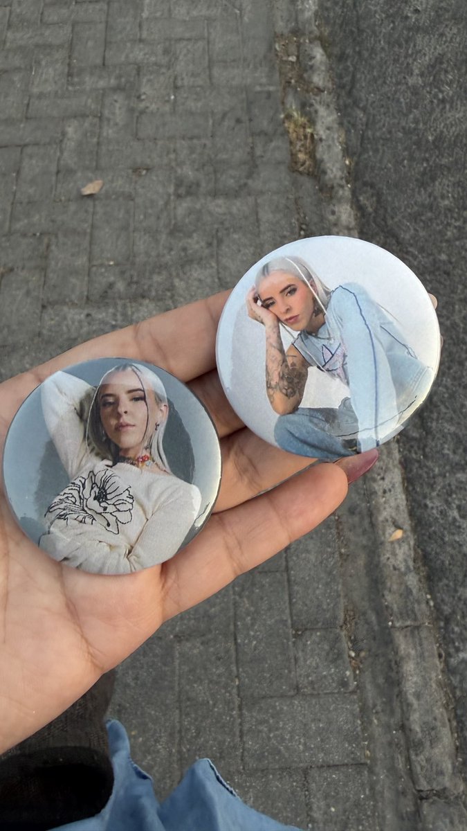 Amandita🦂 tweet media