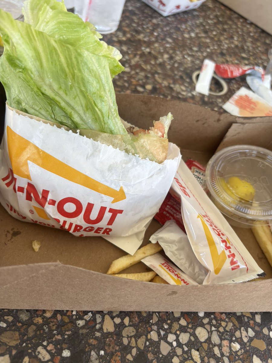 gia 𐙚🧸ྀི tweet media