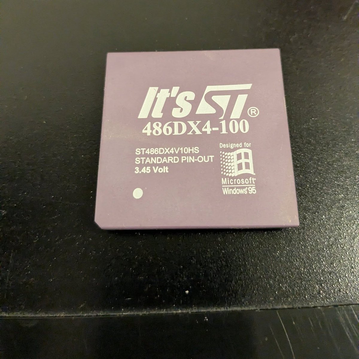 RossRadio tweet media