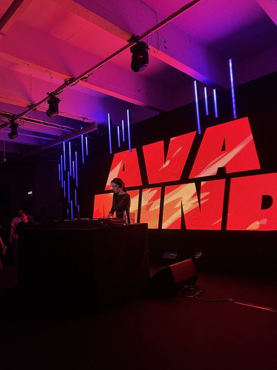 Clémence tweet media