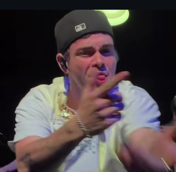 LARA 🇦🇷 (corbyn's version) tweet media