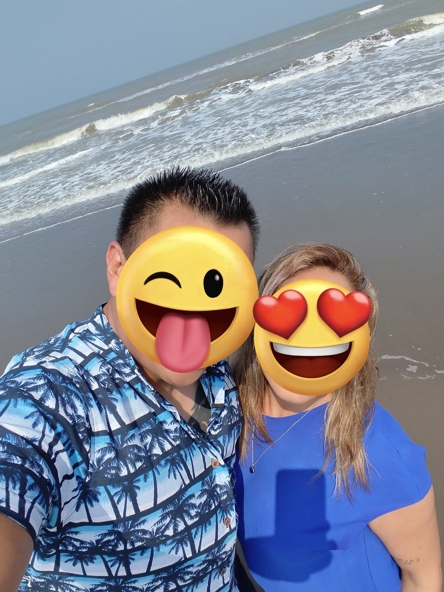 Brenda y Alexis tweet media