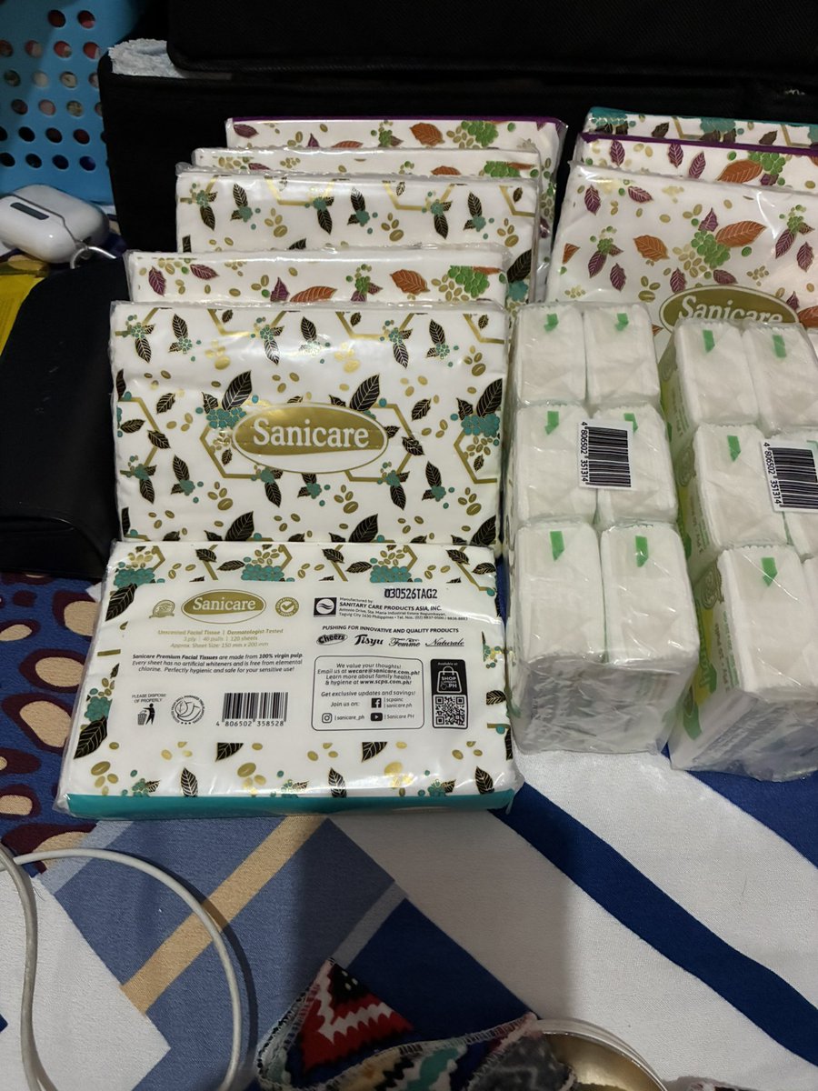 stanLIFE11's tweet photo. @Sanicareph  another delivery of the product that Belle Mariano endorsed.

Thank you for the partnership with Belle, Sanicare❤️

#BelleMariano https://t.co/nzFtyb5l6V