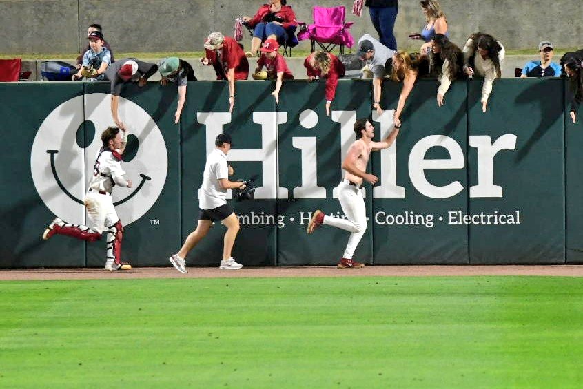 Aaron Fitt tweet media