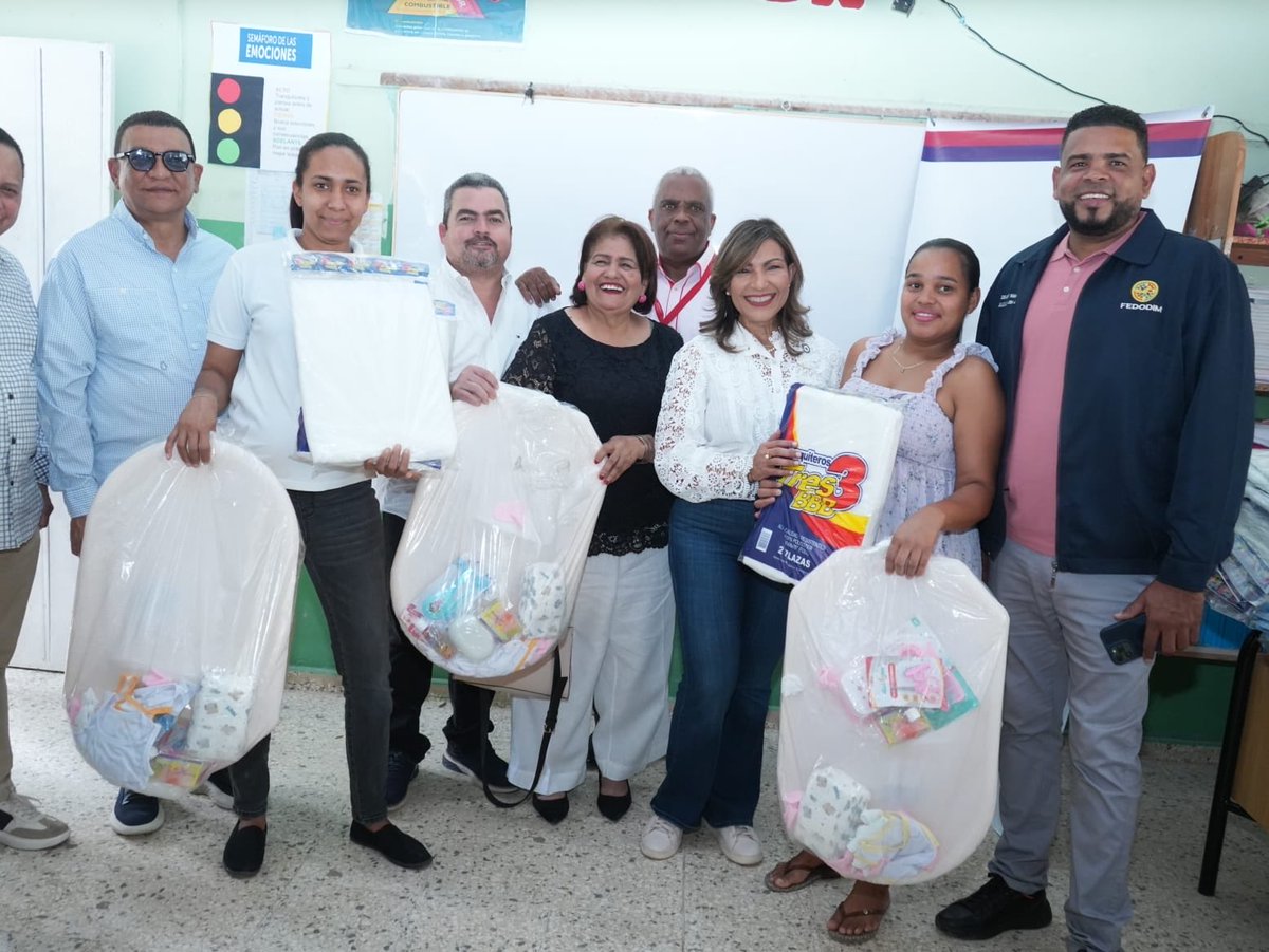 Comisión Presidencial de Apoyo al Drllo. Barrial tweet media