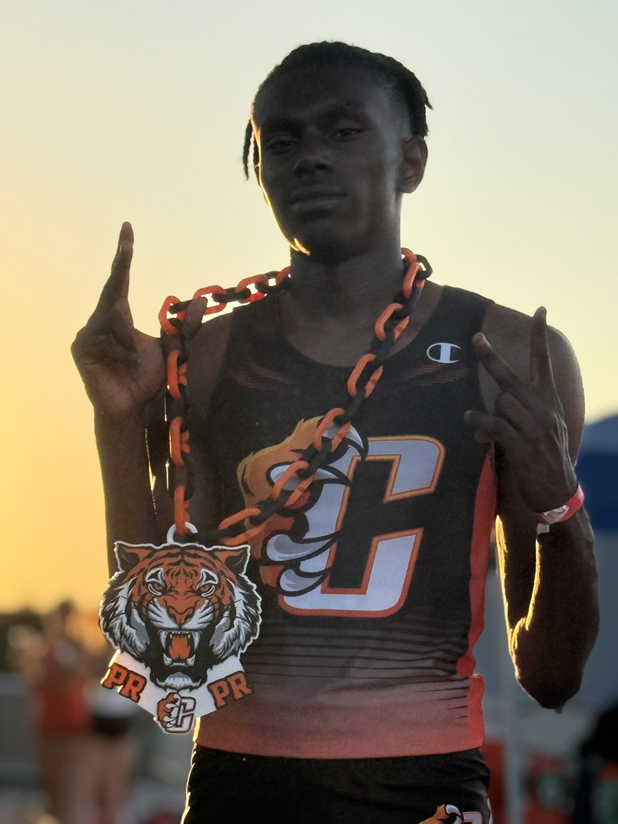 Central East Track tweet media