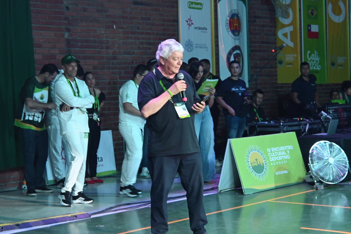 Jesuitas Colombia tweet media