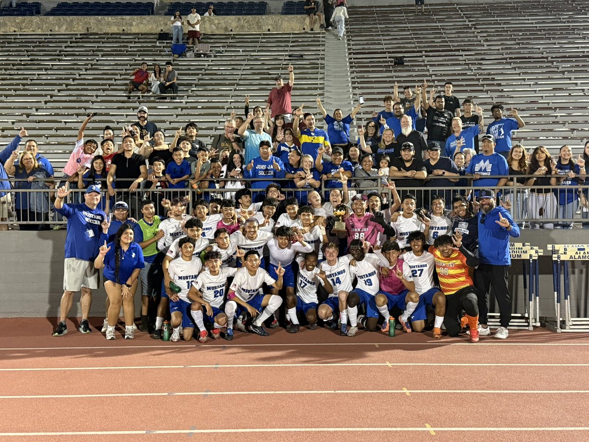 John Jay Boys' Soccer tweet media