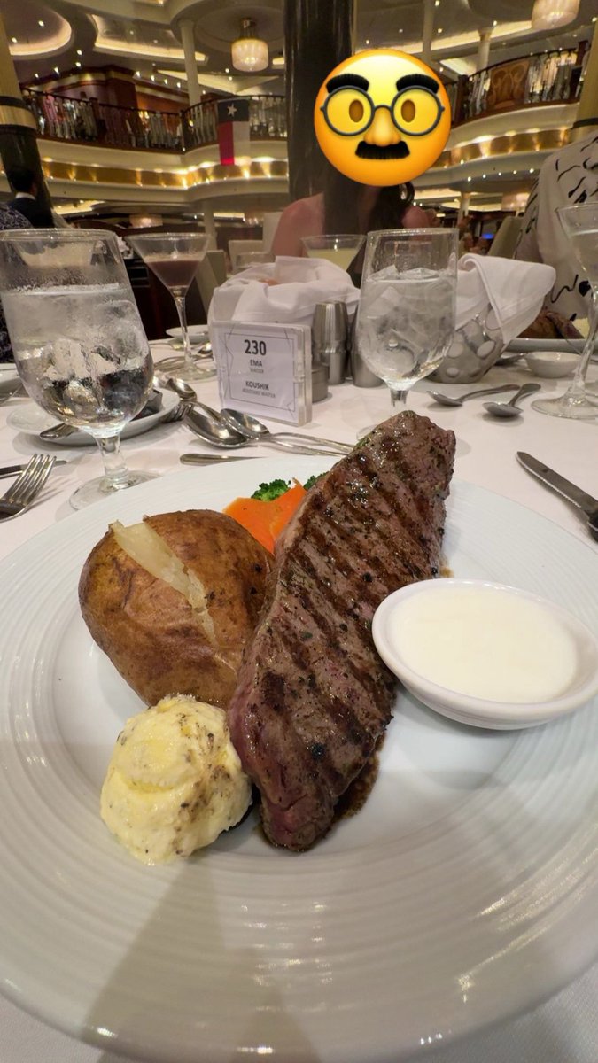 Big Vanhossen 🔥🔥 tweet media