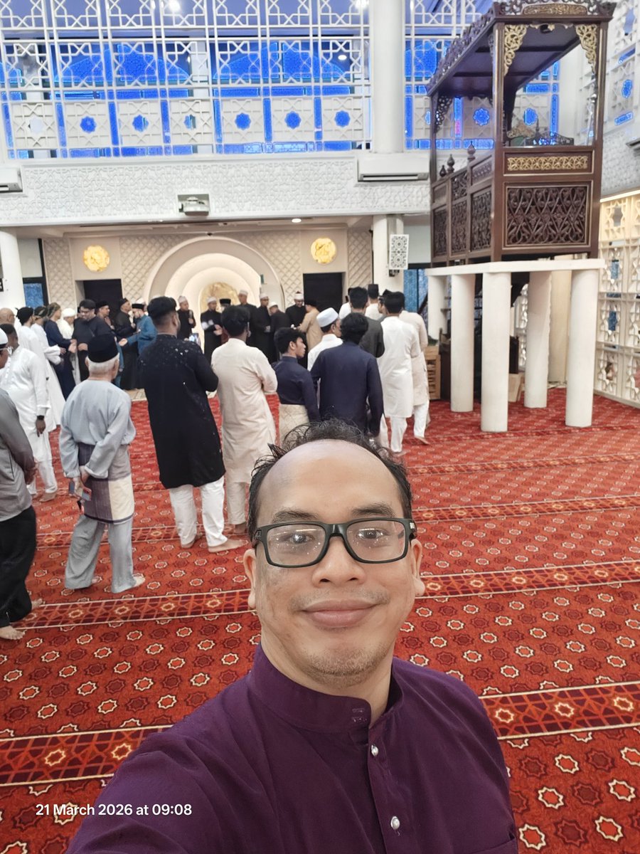 Azfar suka jual Proton🍉🪐🏴 tweet media