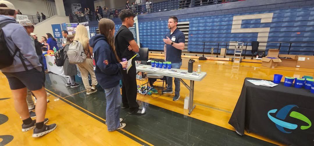 Angie Huston tweet media