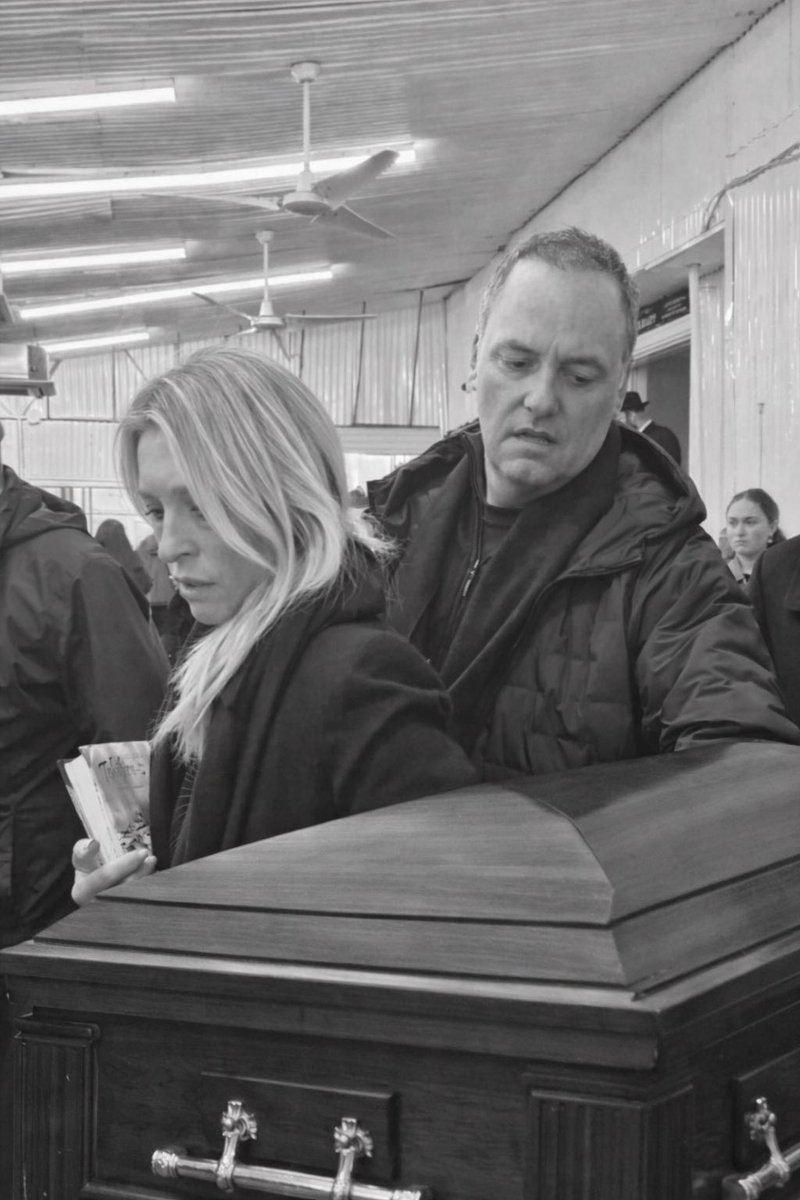 Instant Karma tweet media