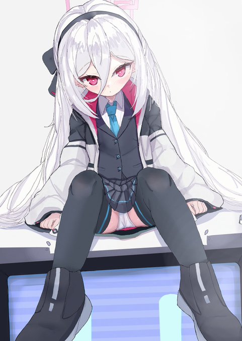 #三連休はフォロワーさんが増えるらしい ブルアカのケイいっぱい描いてます!よければフォローお願い致します!