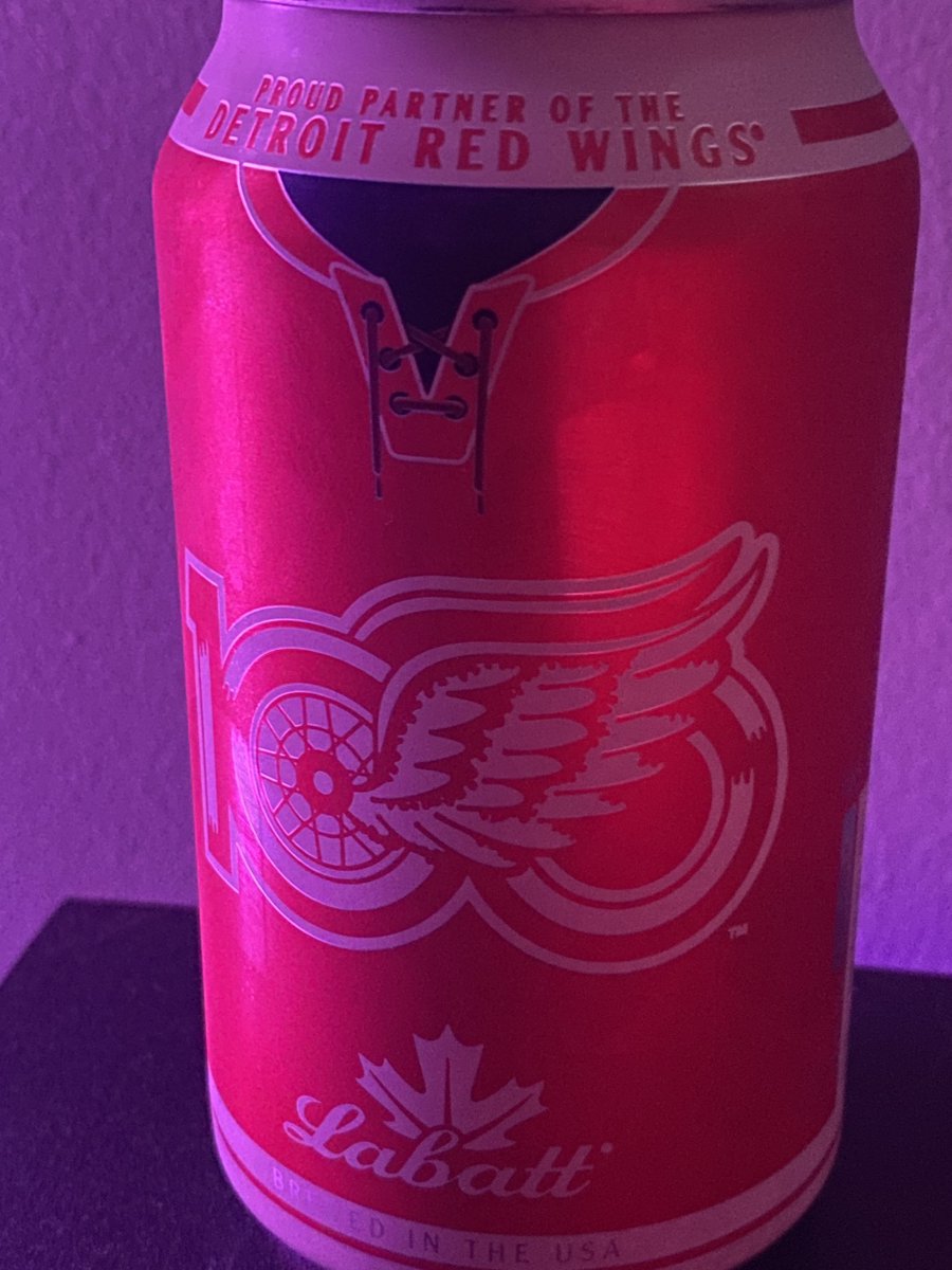 DocRx0000's tweet image. Resisted the "Please open me urge" and went with the standard #FinallyFriday drink! @Magicianman20 @Gree73331Naquan @RaidenKozmik @vvestiges @comicsandroses @xiamdex @zubairrizvi245 @LakotaMan1 @dr3amcatcher93 @hortas_jose @HeroicHaven @nanahendrix66