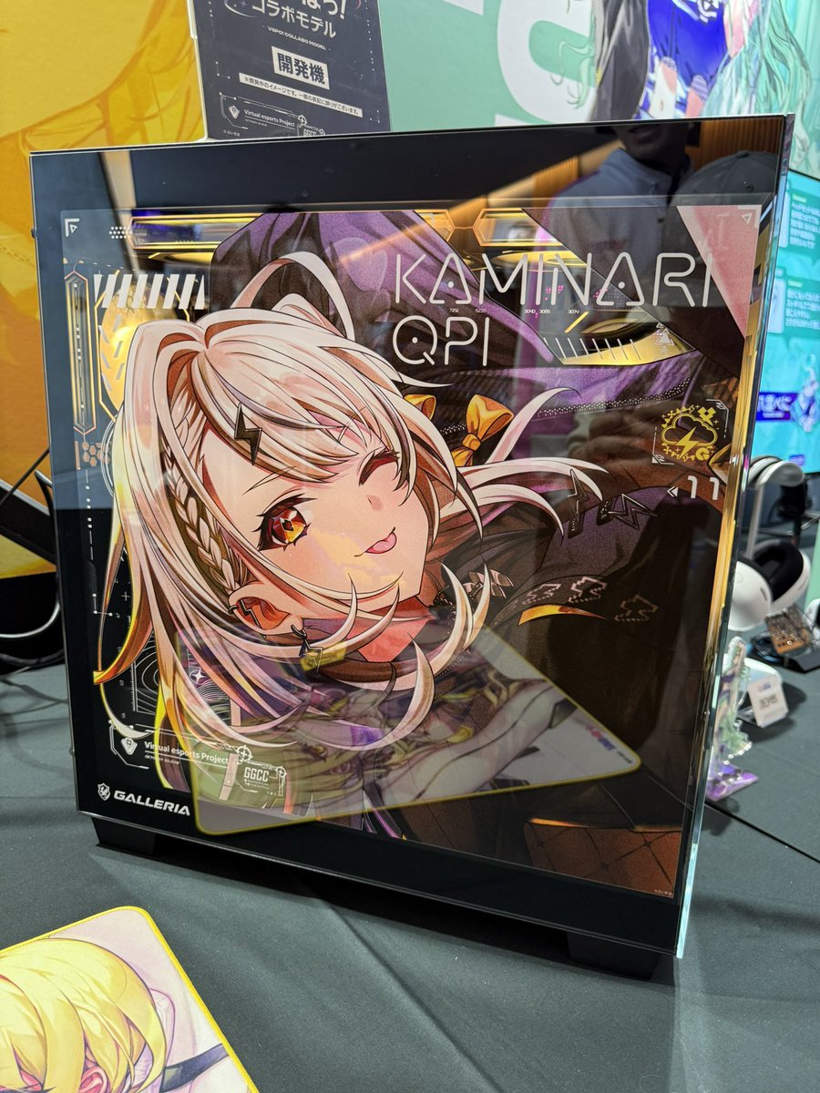 Ambient_Lily's tweet photo. 新PCのデザイン良すぎですね〜
#VSPO_SHOWDOWN_2026 https://t.co/SOyrNnRZf9