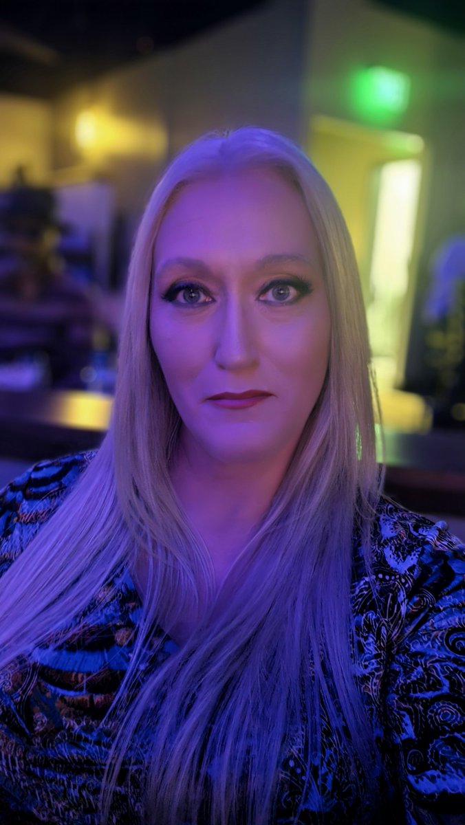 GoddessSeeChelle-LONDON 3/25-4/7 tweet media