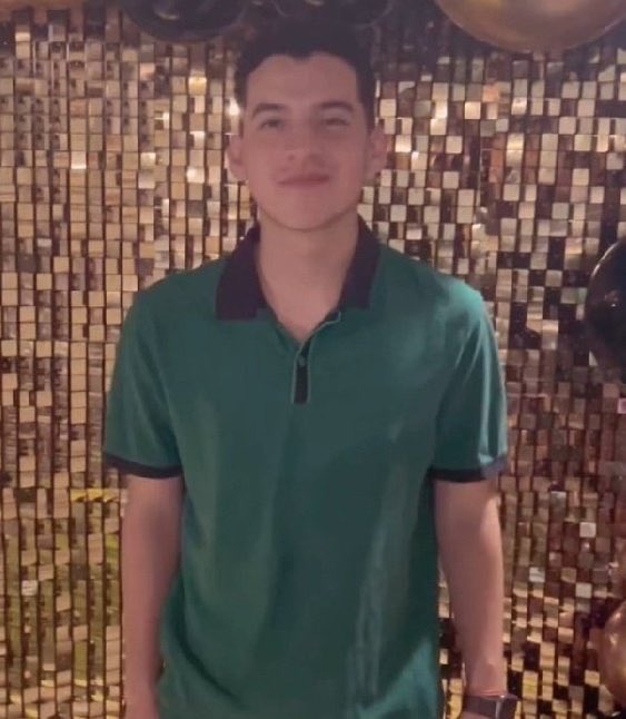 El arte de pegar stickers de Mario en todas partes. 😮‍💨💖✨