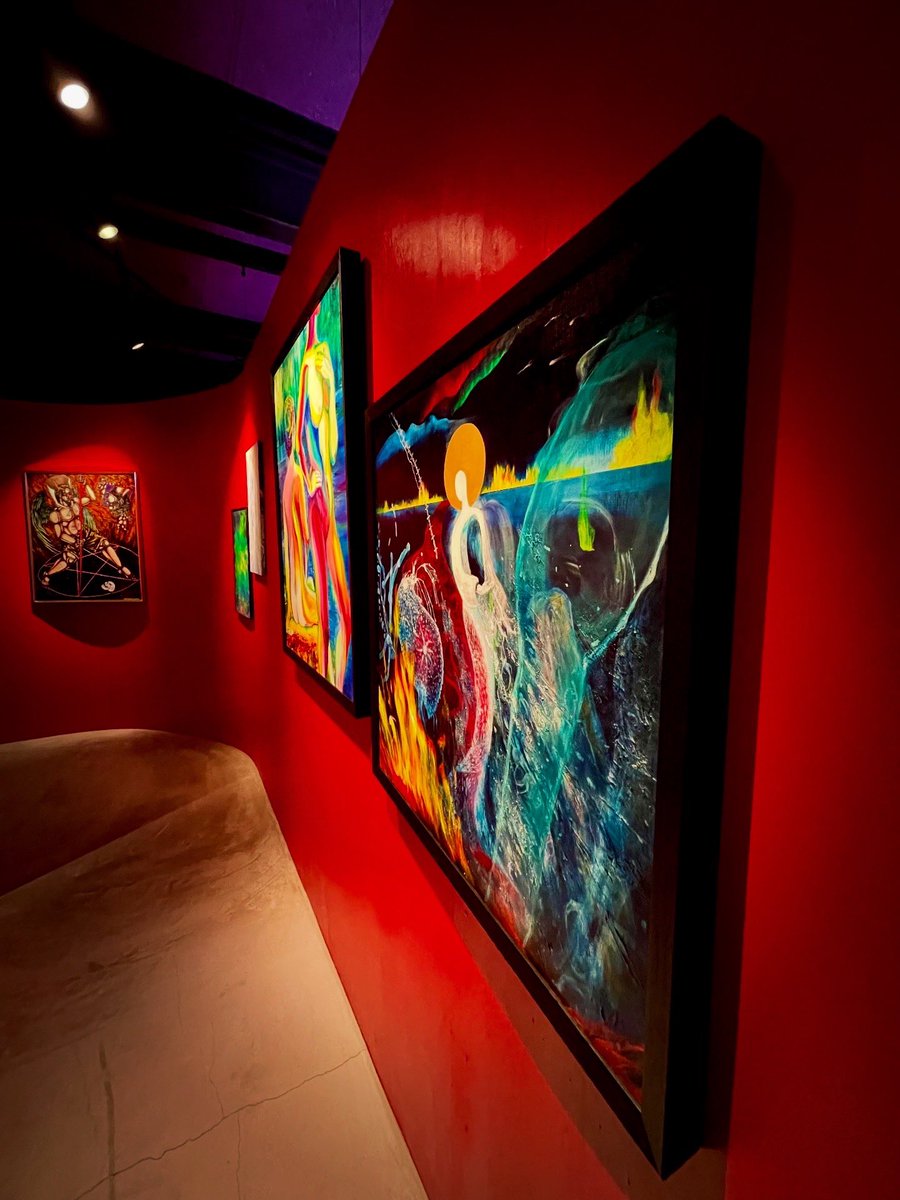 BrainBrunnGALLERY tweet media