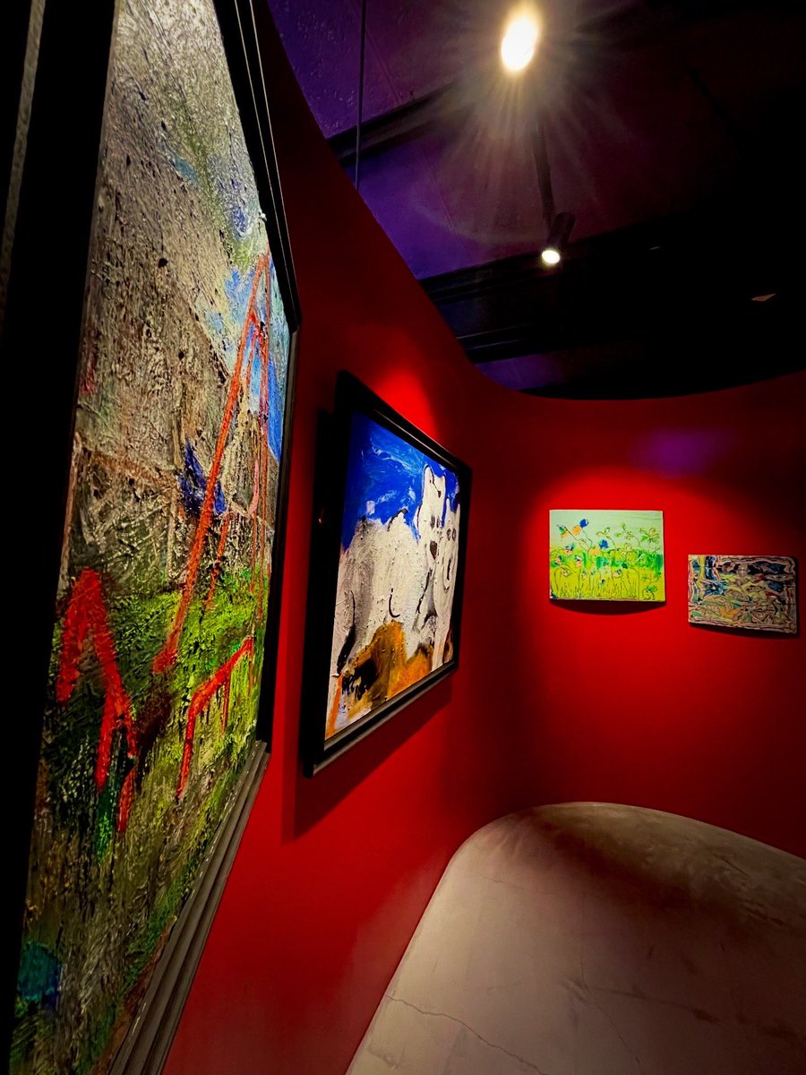 BrainBrunnGALLERY tweet media