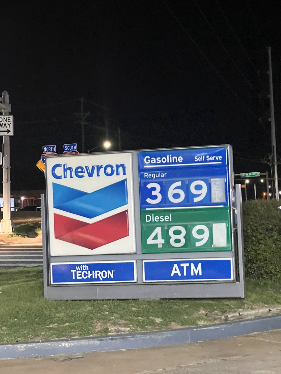 𝐉𝐀𝐘 ♱ tweet media