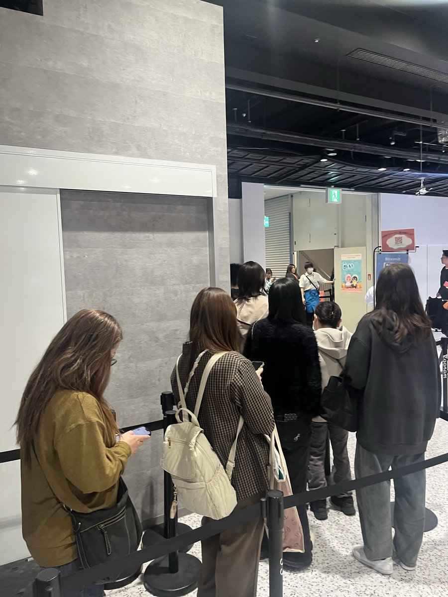 ねこさん tweet media