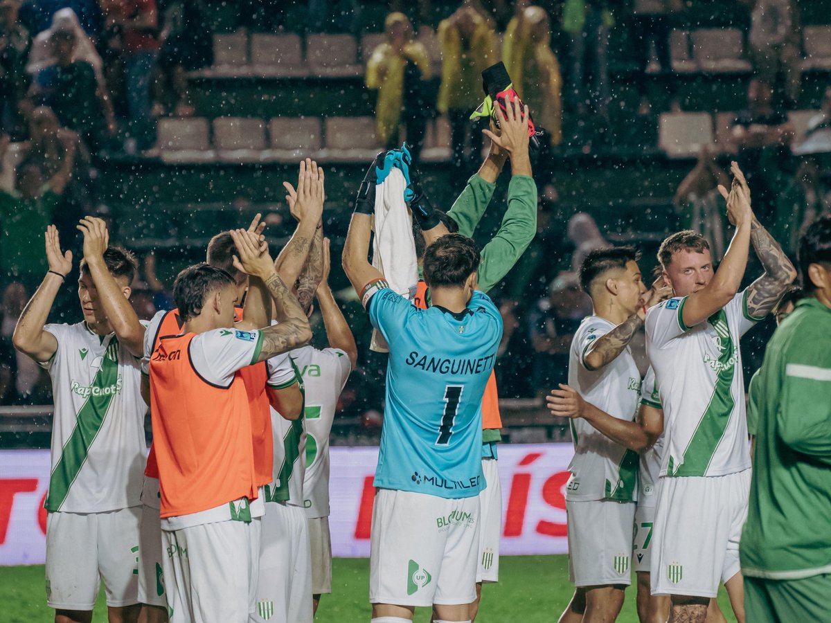 Club A. Banfield tweet media