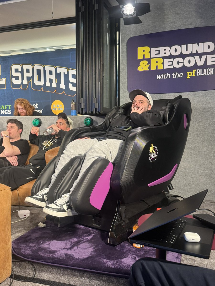 Jack McCarthy tweet media