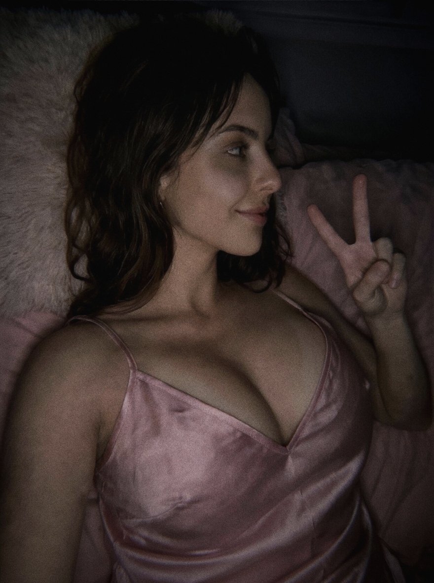 Elfa Carioca tweet media