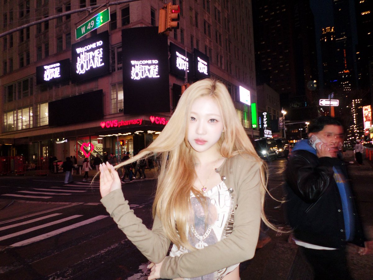 stella pics tweet media