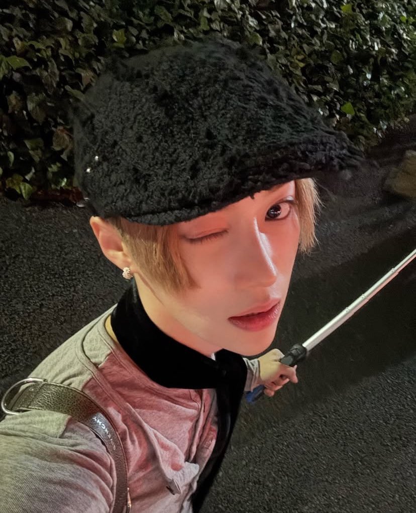 tiffany #thankyouyoungeun | ia *౨ৎ ♥️🎸⋆。˚* tweet media