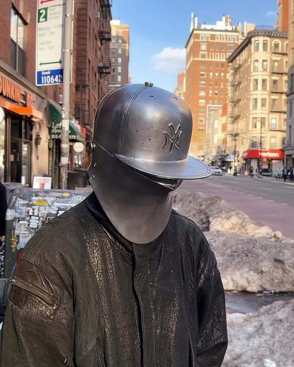 Rogue Fashion tweet media