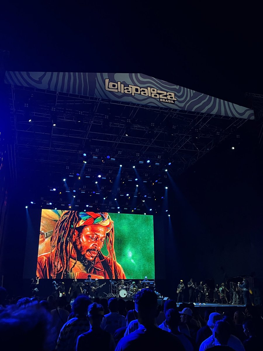 riaaaaad tweet media