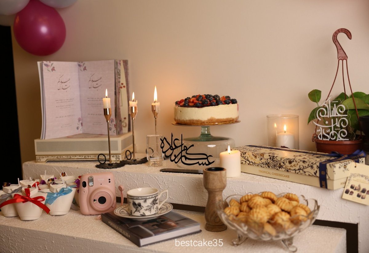 bestcake35's tweet photo. تشيز كيك التوت ✨️🫐
ولذكرى جميلة تخلد بالذاكرة 📸♥️
كل عام وأنتم بخير 🌙✨️🎈 https://t.co/p26N3II4uR