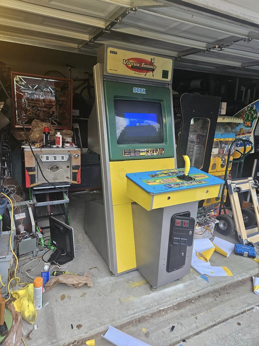 Arcade Random Posting tweet media