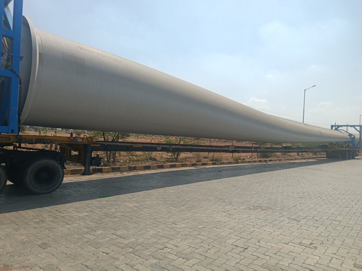 BeniwalDr2022's tweet image. Guess करो ये कितने meters का है? 🤔
जो सही बताएगा वही genius 😏👇
#WindEnergy
 #CleanEnergy 
#IndiaGrowth