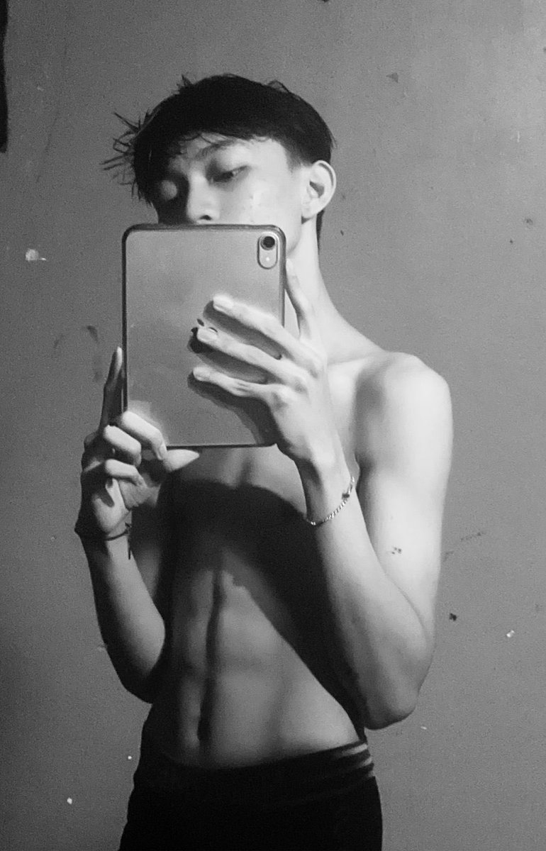 Romeofessssss tweet media