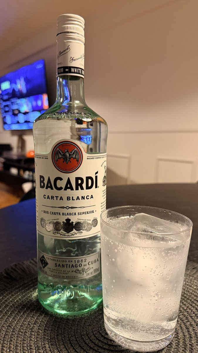 El Chihuahipster tweet media