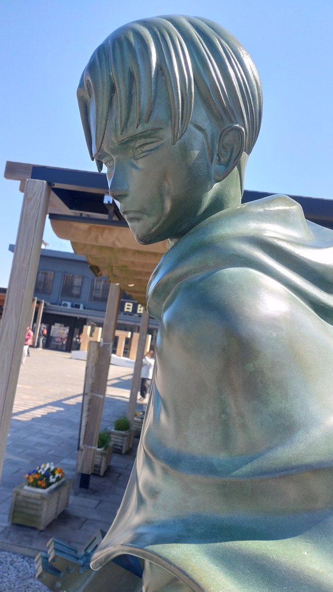 日田来たーー！！！！

本日の兵長も麗しいです✨
ピカピカですね✨