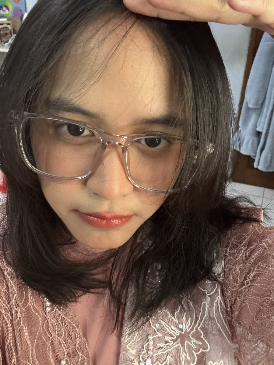 nasi. 🍍 tweet media