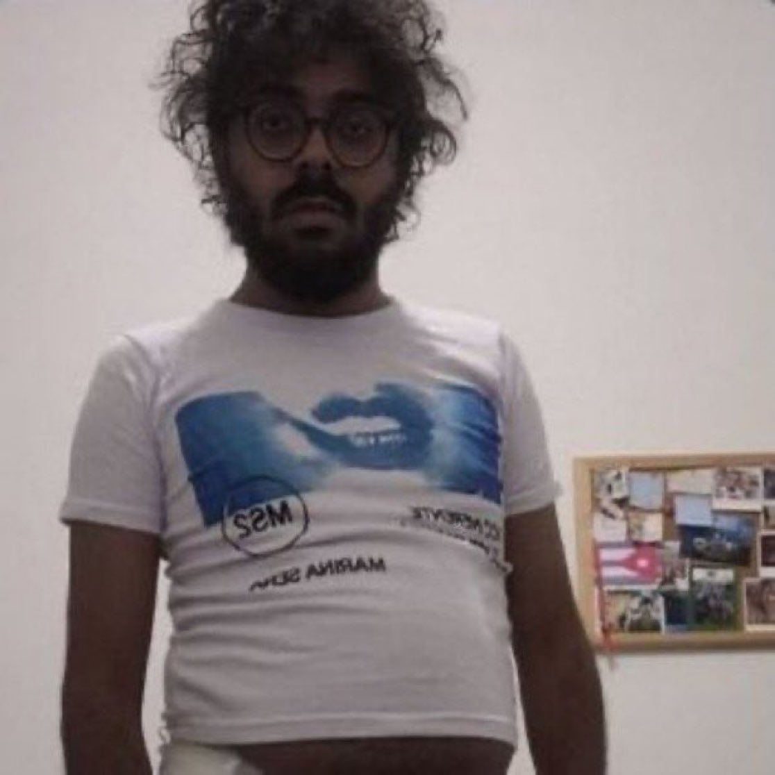 O segundo dia de menstruação se não mata, humilha