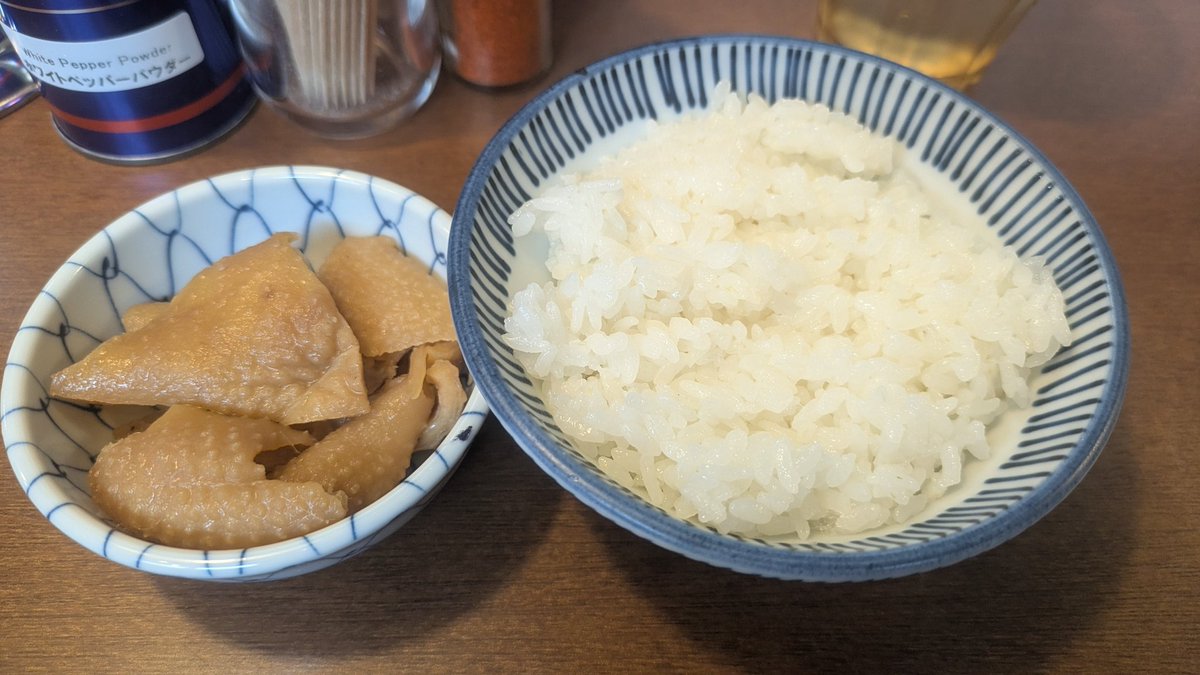 余脂松 tweet media