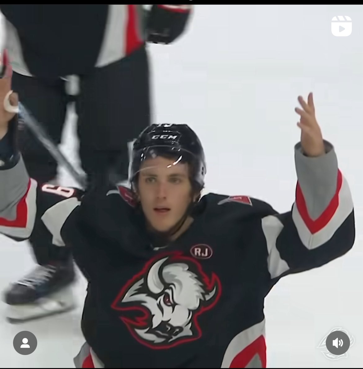 ⚔️andrea⚔️🩵 tweet media