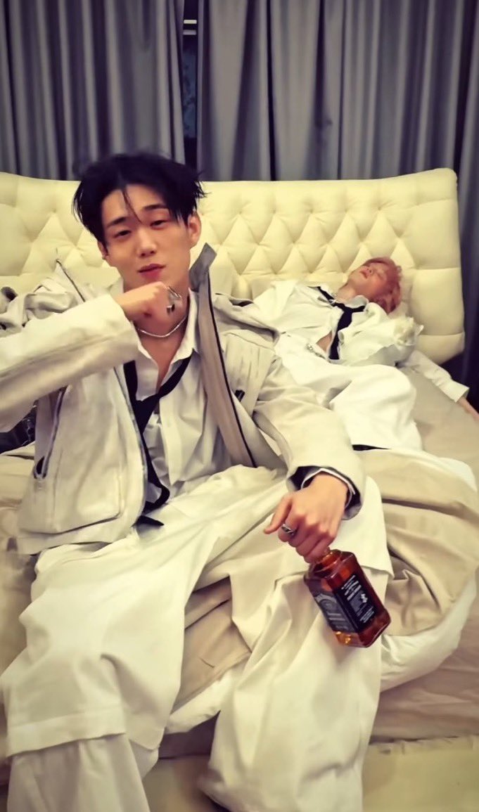 andy ◔.̮◔ *.゜ tweet media