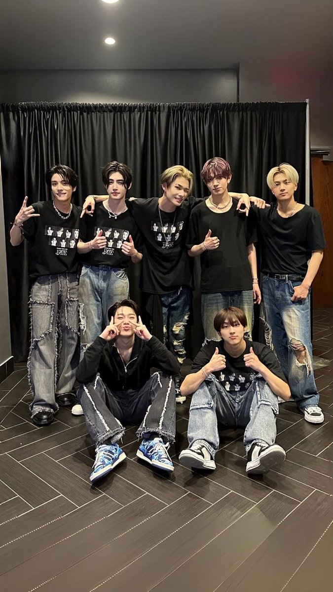 naybob 𐙚 sevEN- 🧚🏻♀️🎀 tweet media