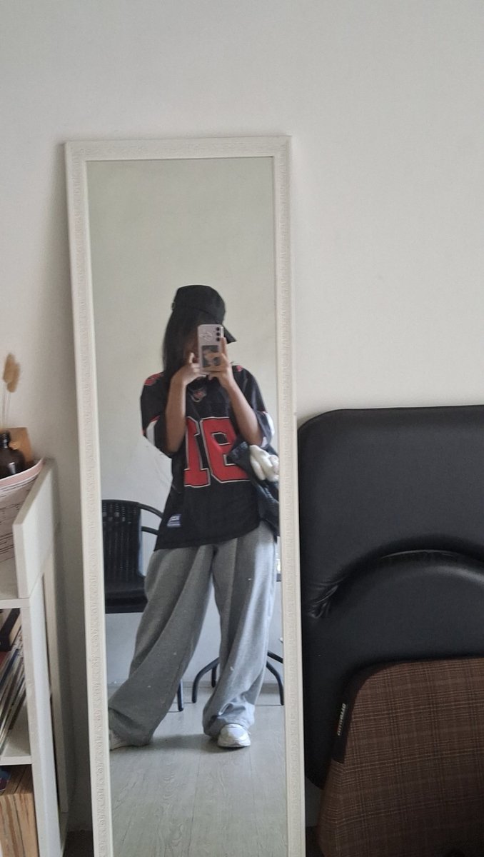 aly not ally | shedtwt tweet media