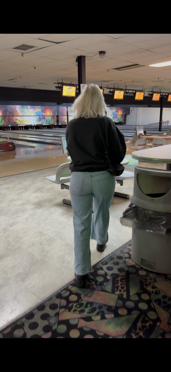 digital bath tweet media