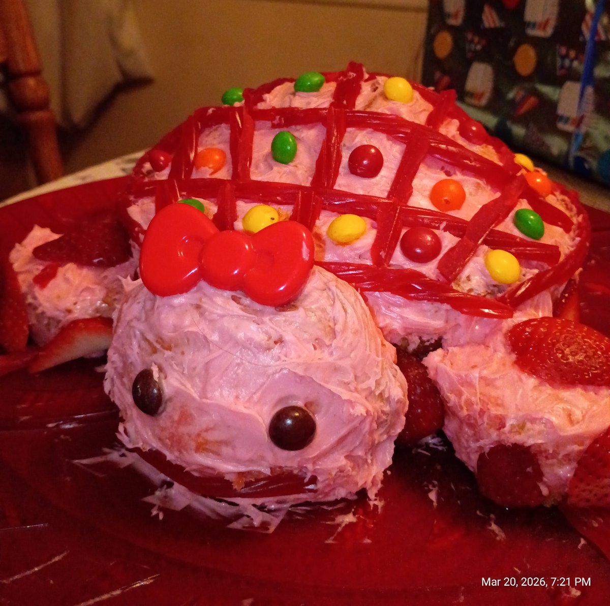 elliotj1's tweet photo. My wife wanted a turtle cake for her bday but with strawberry cake. 
Hope this doesn't violate #turtlecaketakeover protocol.
@Blutman27 https://t.co/3xyhXTK5sI
