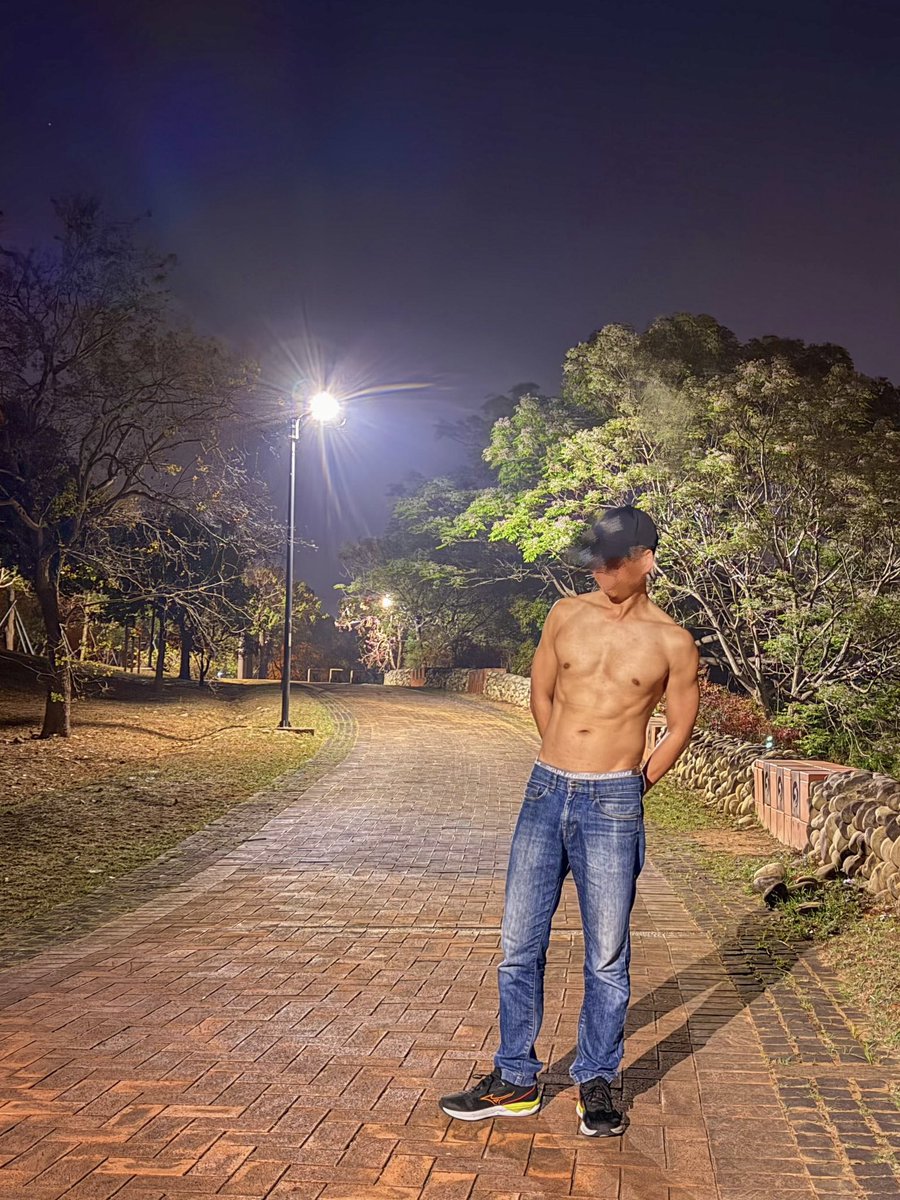 Benjamin tweet media