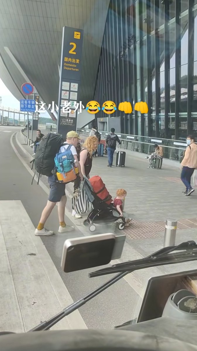 Hellrabbit tweet media